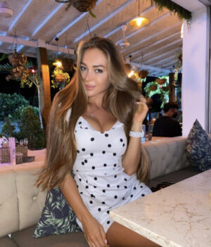 Female Escorts in Bemloi Near Hotel Willow Banks Shimla