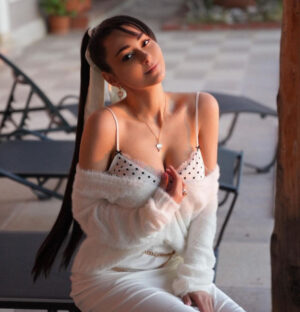 Foreigner Escorts in Manglaya Sadak Near Hotel Regenta Central Indore