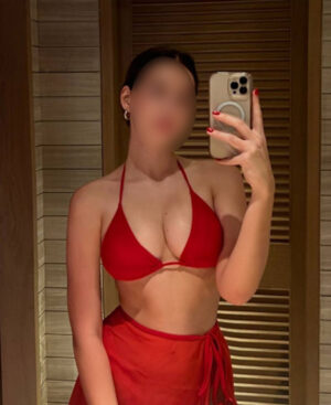 Hot Escorts in Mahabalipuram Road Near Novotel Hotel Chennai