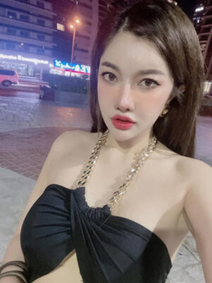 Model Escorts in Radha Chowk Near Hotel Radha Pune